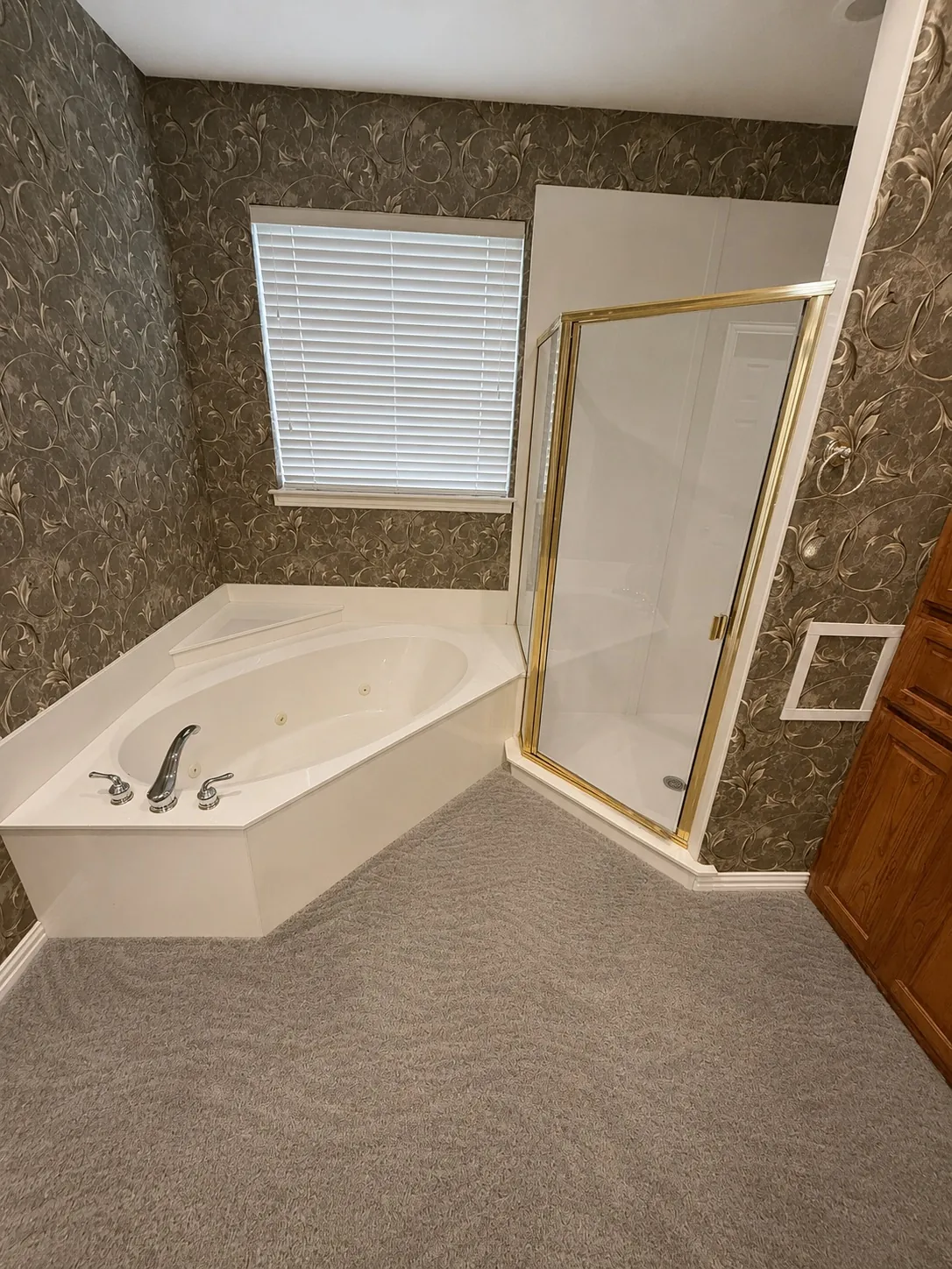 Full Bathroom Remodel before remodeling – Bourland Full Bathroom Remodel